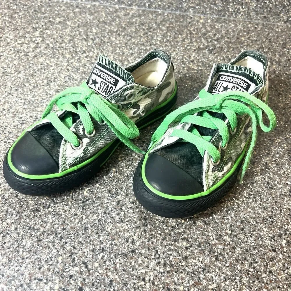 Converse All Star Little Kids Size 10.5 Low Top Camo Canvas Sneaker Shoe Lace Up